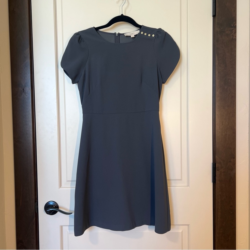 LOFT Simple Grey Tulip Sleeve Dress